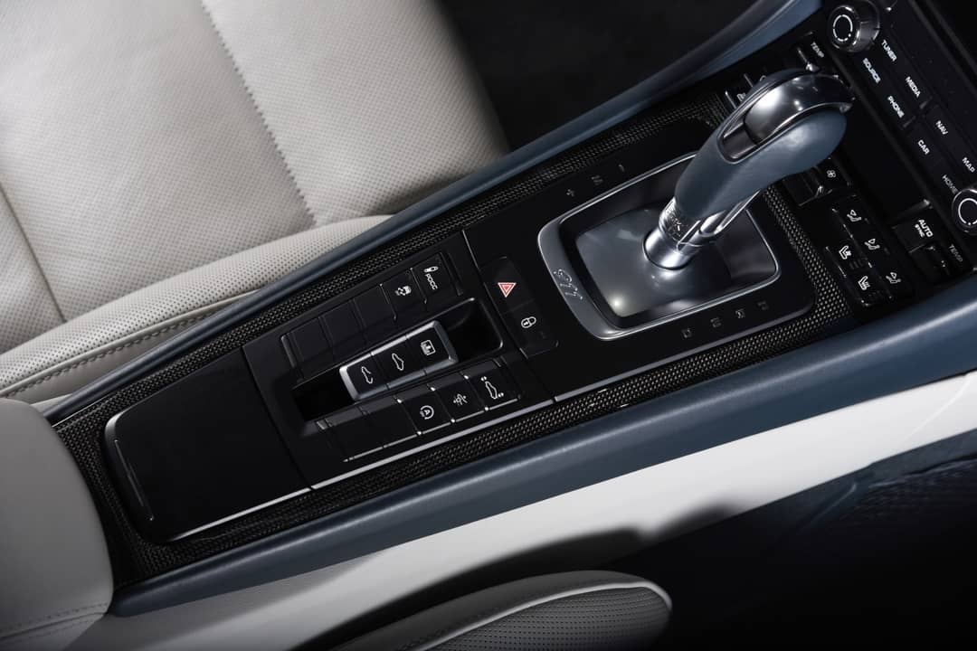 2018 Porsche 911 Turbo S — photo 23
