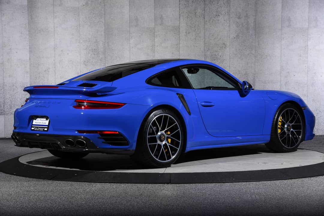 2018 Porsche 911 Turbo S — photo 10