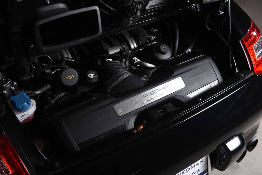 2010 Porsche 911 Carrera 4S — photo 27