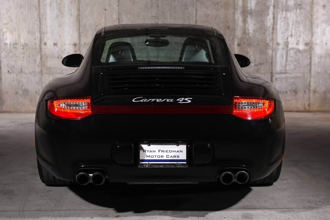 2010 Porsche 911 Carrera 4S — photo 4