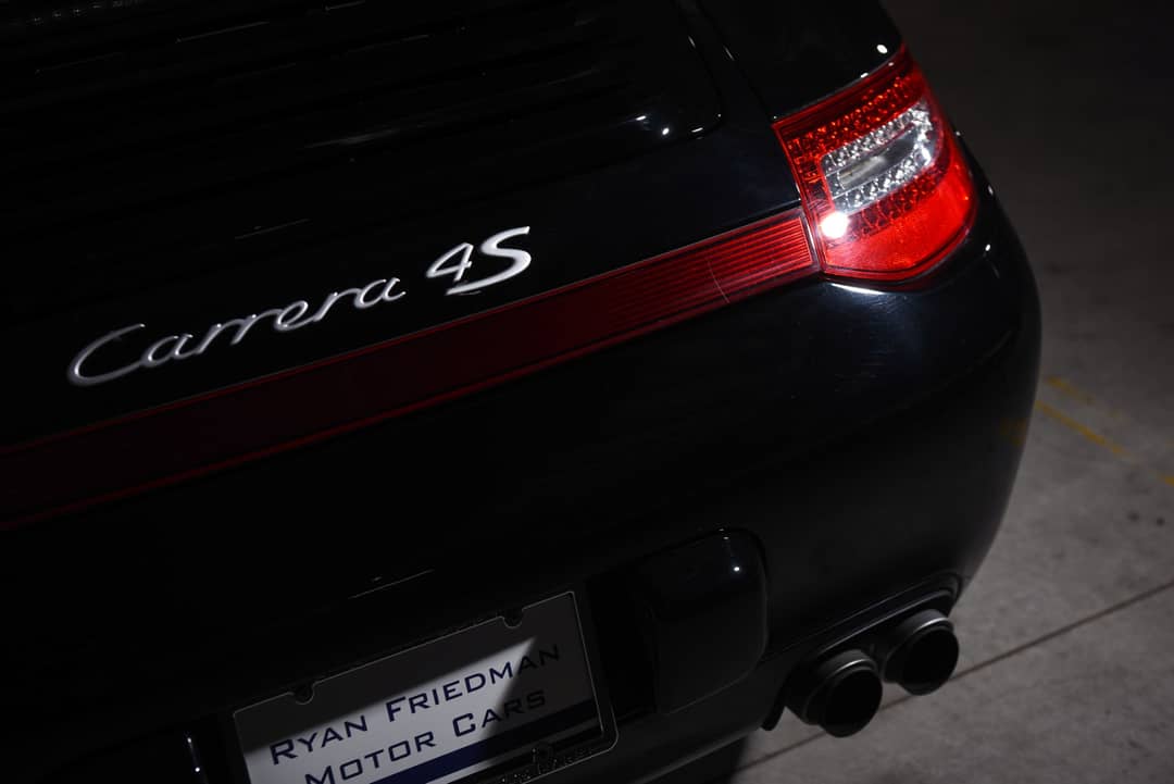 2010 Porsche 911 Carrera 4S — photo 8