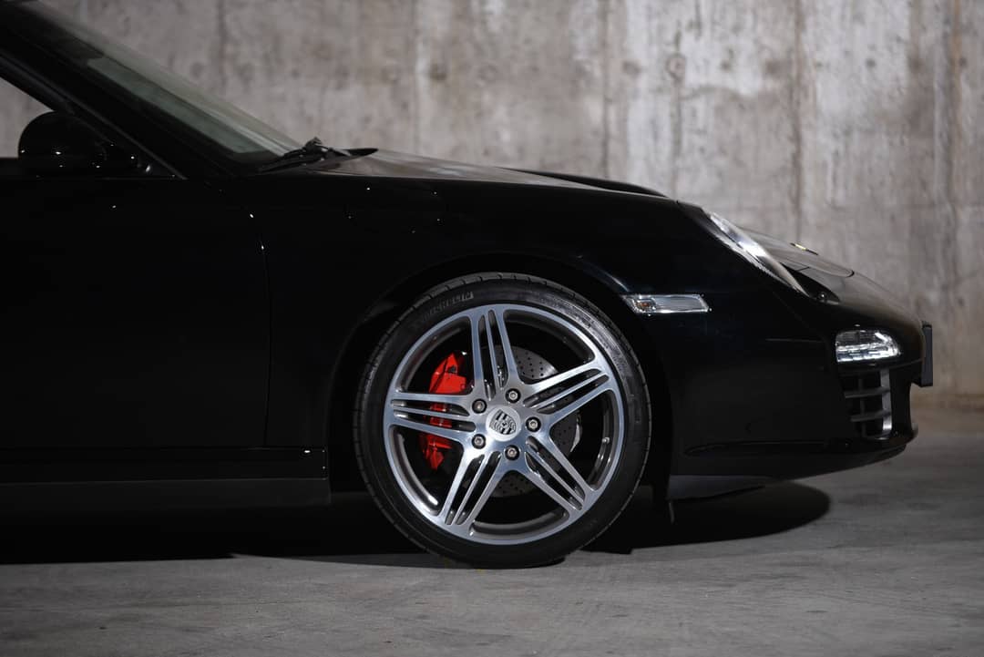 2010 Porsche 911 Carrera 4S — photo 9