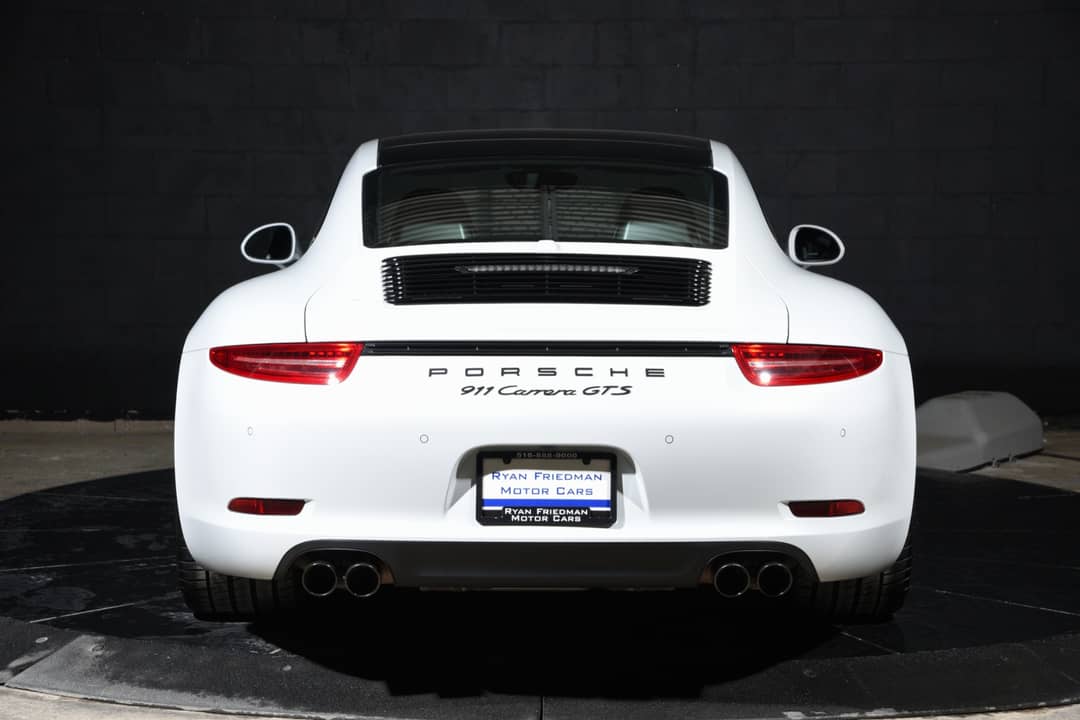 2016 Porsche 911 Carrera GTS — photo 20