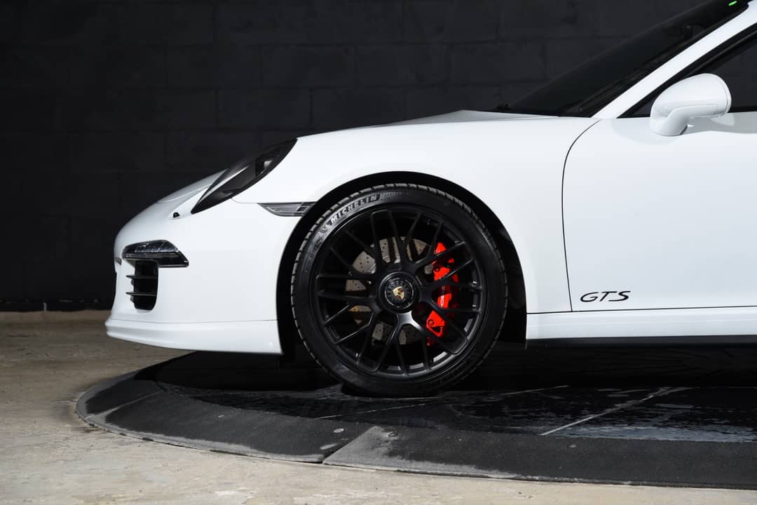 2016 Porsche 911 Carrera GTS — photo 22