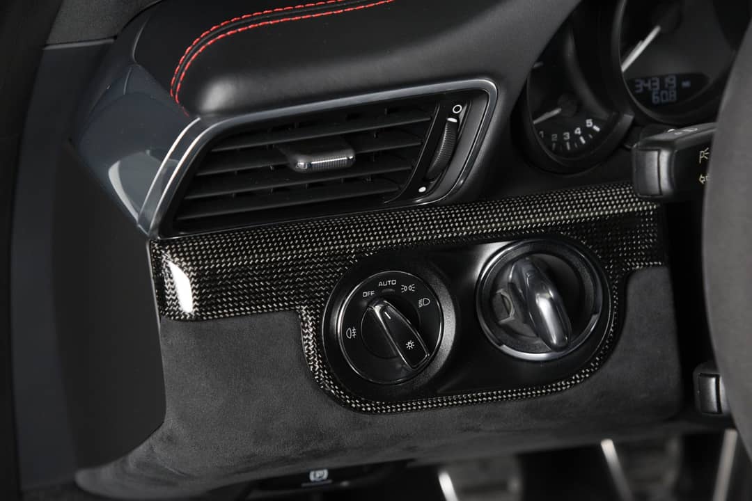 2016 Porsche 911 Carrera GTS — photo 32