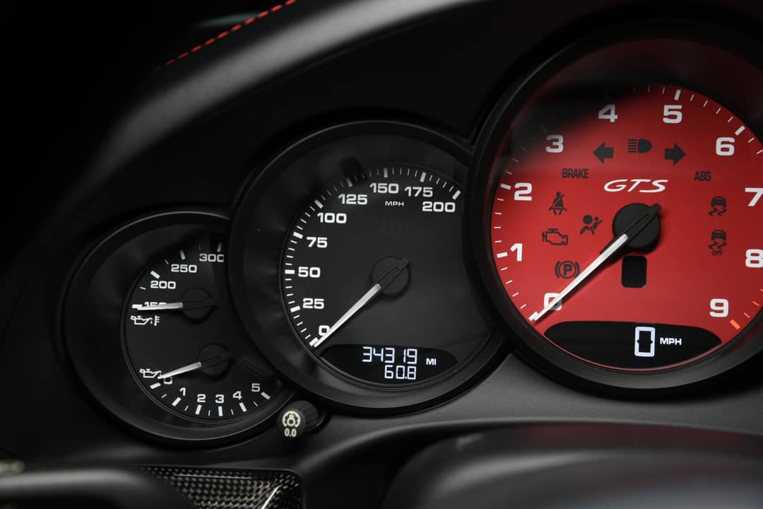 2016 Porsche 911 Carrera GTS — photo 33