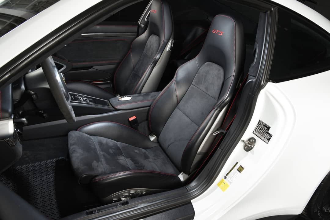 2016 Porsche 911 Carrera GTS — photo 5