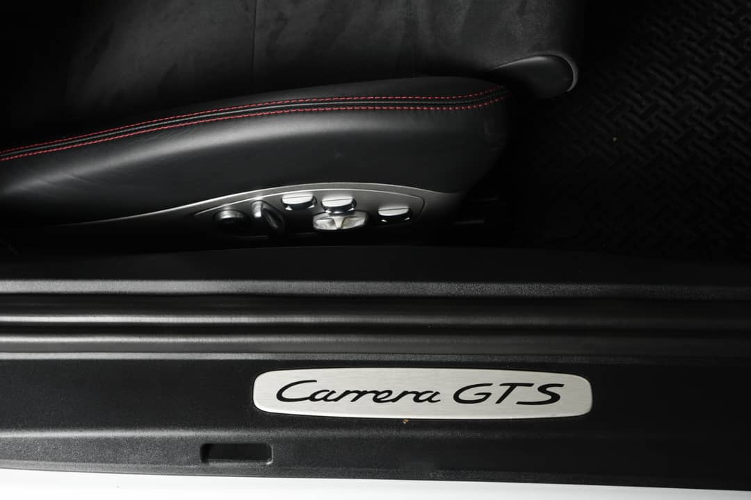 2016 Porsche 911 Carrera GTS — photo 46