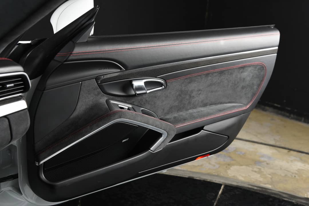 2016 Porsche 911 Carrera GTS — photo 52