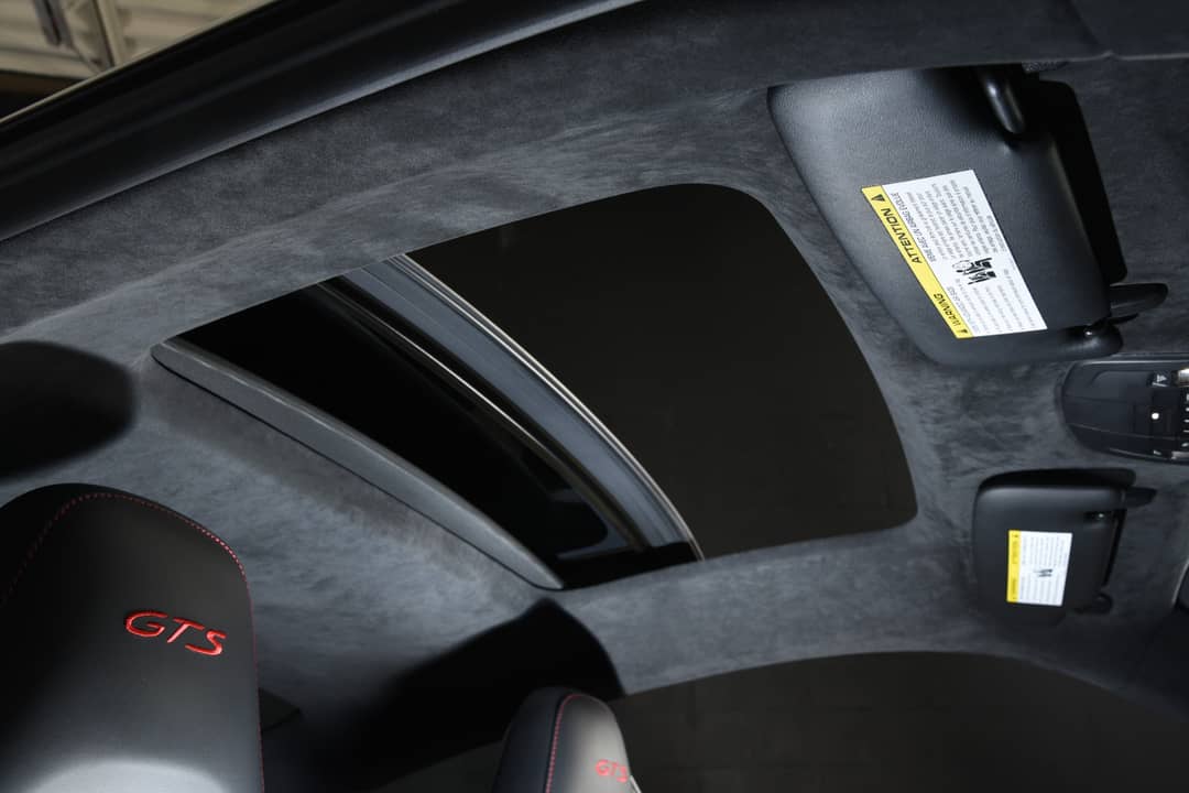 2016 Porsche 911 Carrera GTS — photo 8
