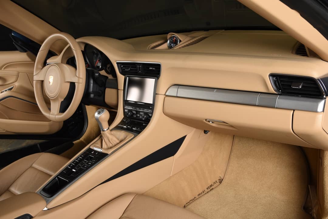 2013 Porsche 911 Carrera 4S — photo 14