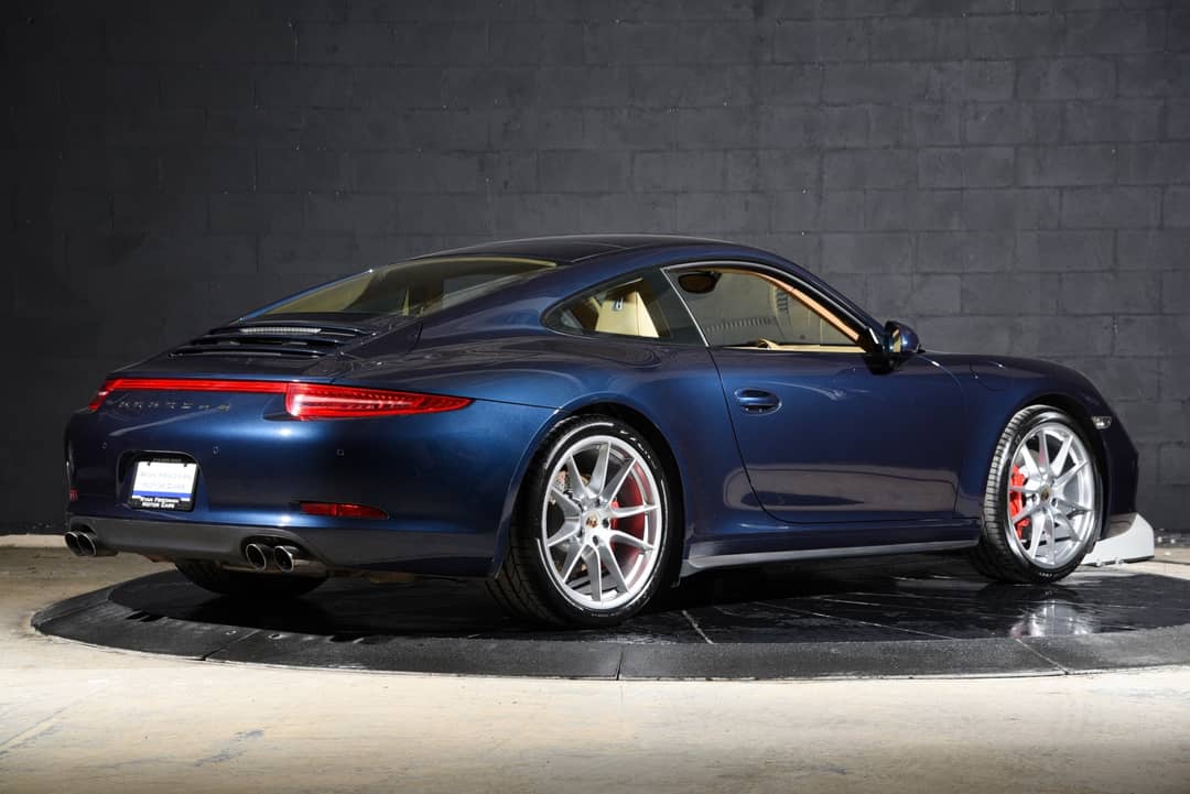 2013 Porsche 911 Carrera 4S — photo 3