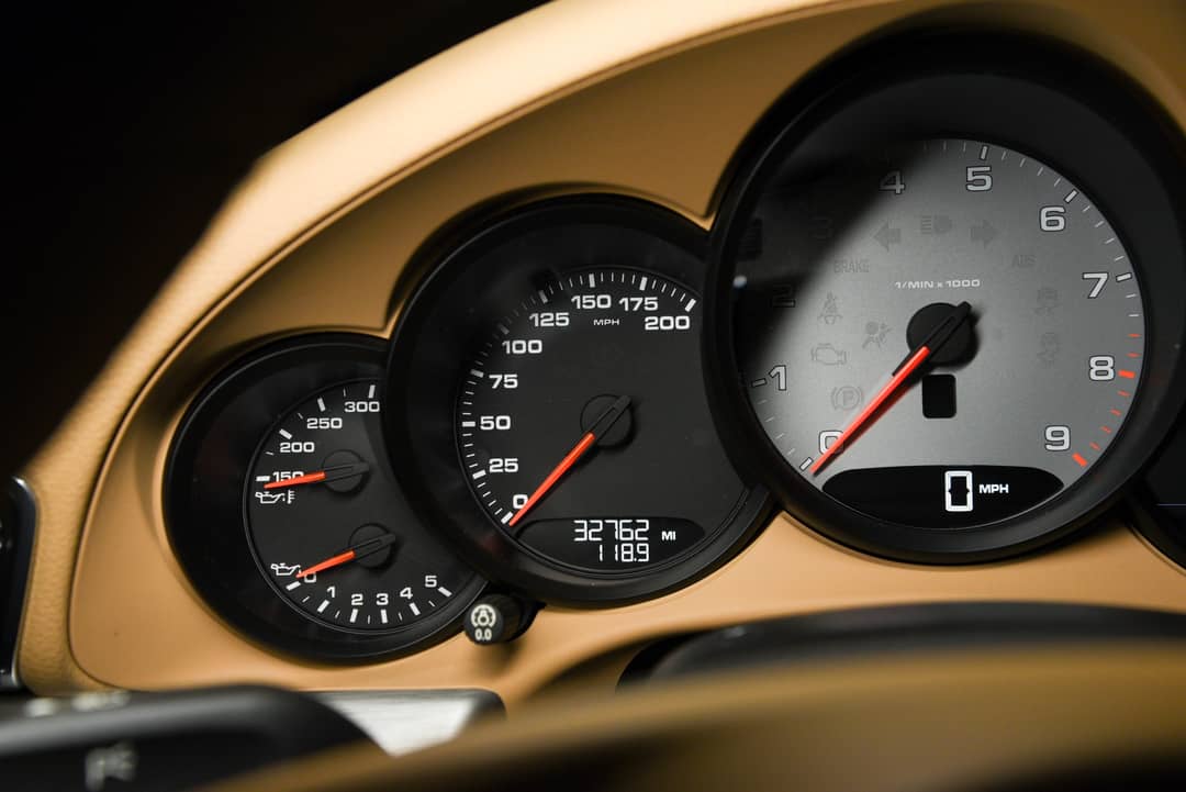 2013 Porsche 911 Carrera 4S — photo 25