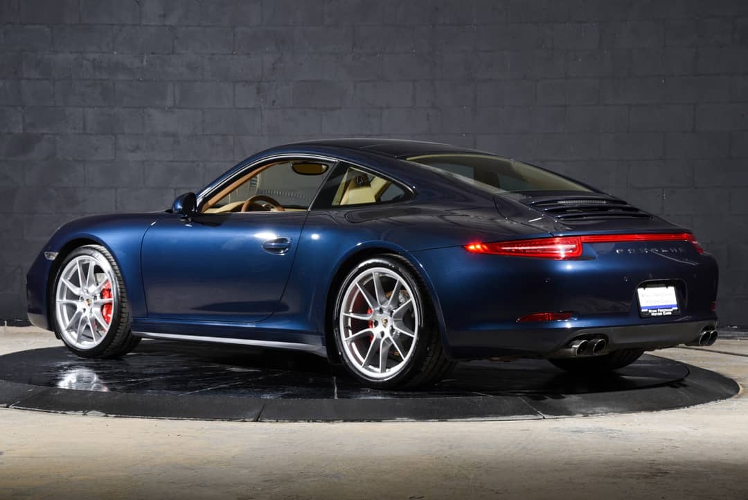 2013 Porsche 911 Carrera 4S — photo 9