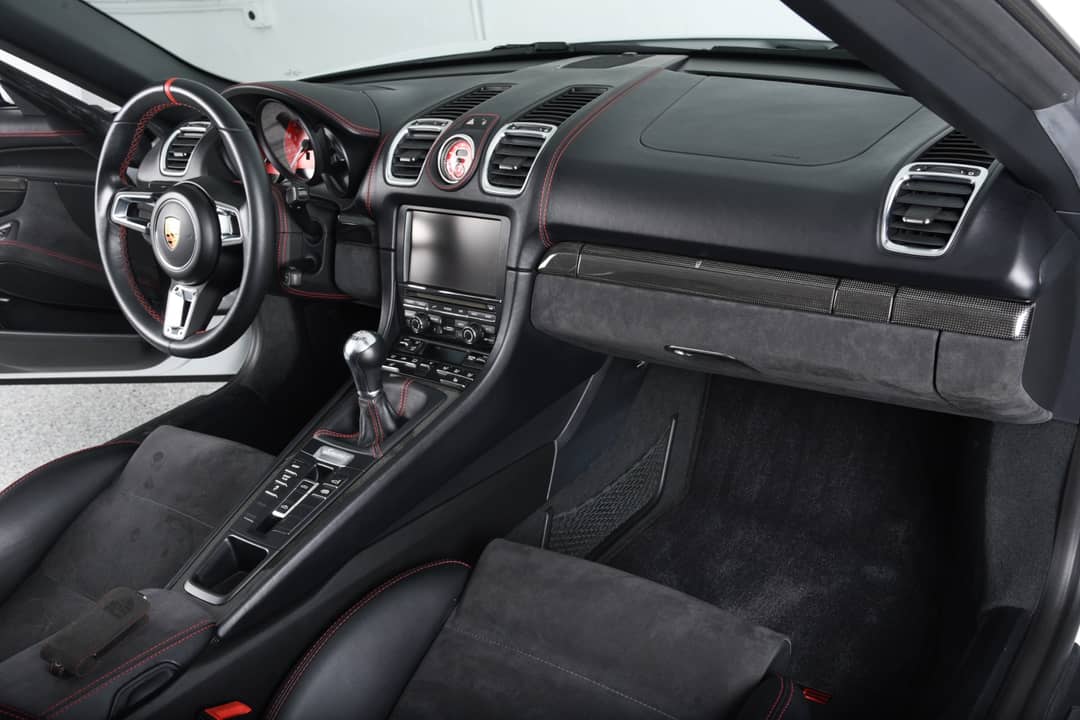 2016 Porsche Boxster Spyder — photo 17