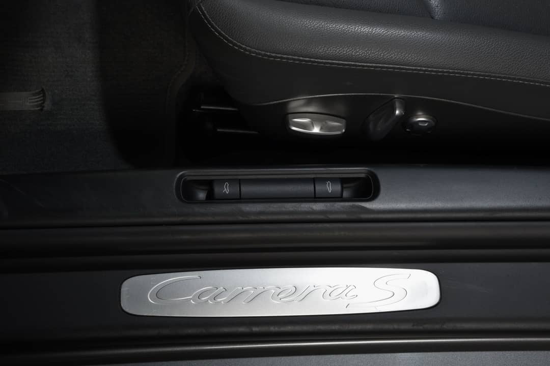 2010 Porsche 911 Carrera S — photo 22