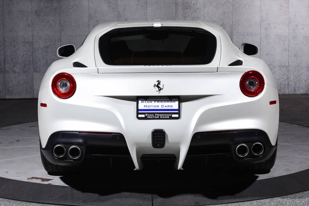 2014 Ferrari F12berlinetta — photo 12