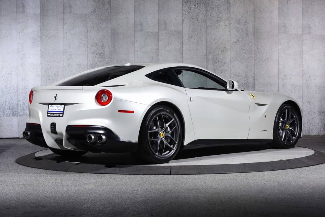 2014 Ferrari F12berlinetta — photo 3