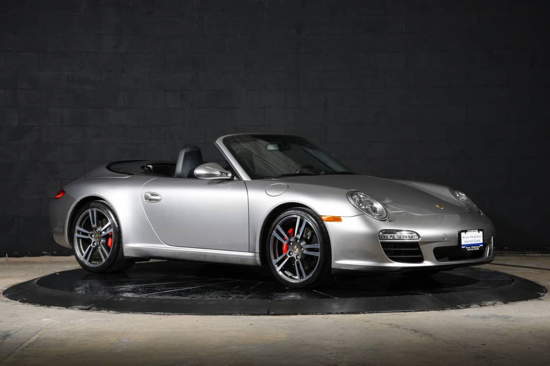 2011 Porsche 911 Carrera S — photo 2