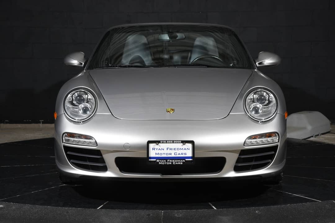 2011 Porsche 911 Carrera S — photo 11