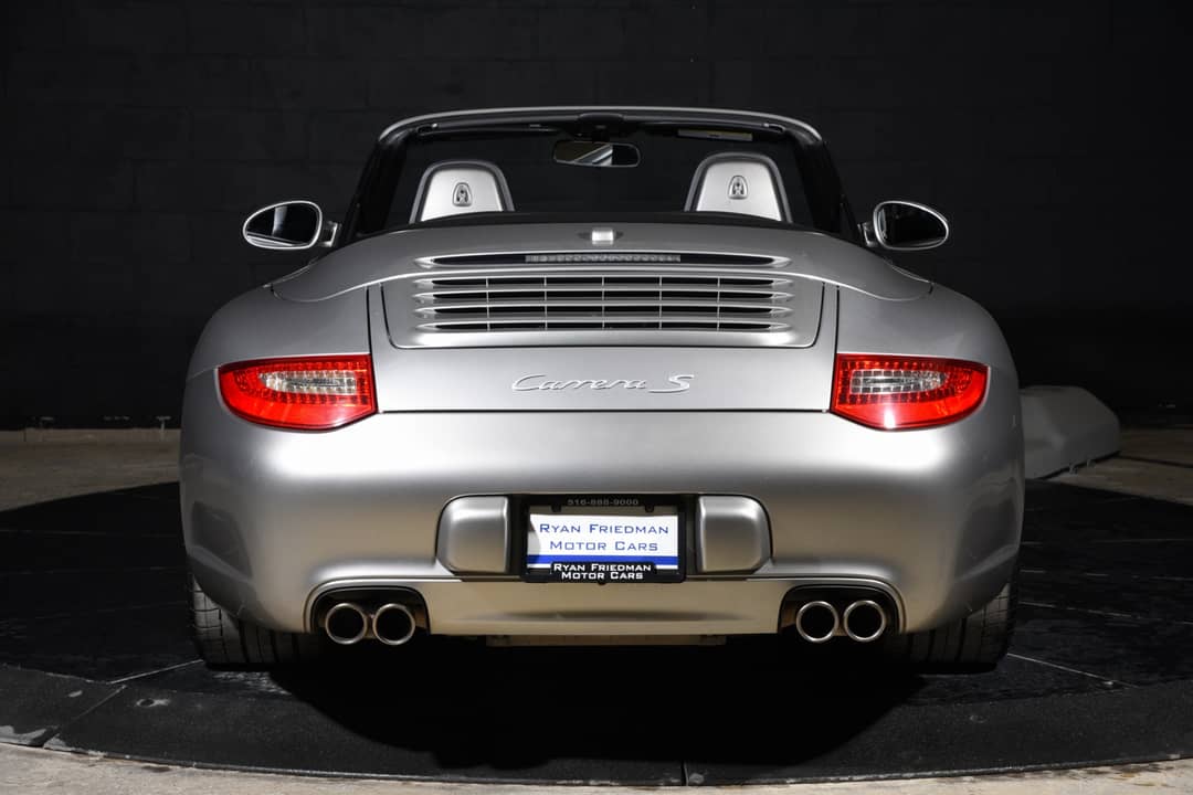2011 Porsche 911 Carrera S — photo 16
