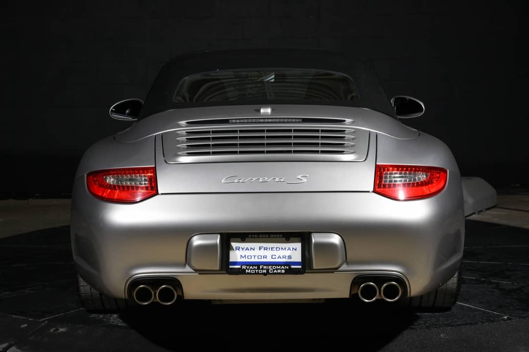 2011 Porsche 911 Carrera S — photo 17