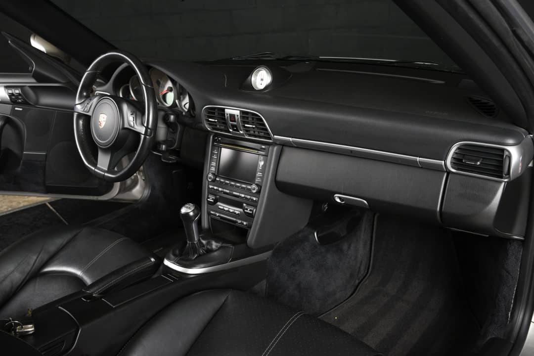 2011 Porsche 911 Carrera S — photo 29