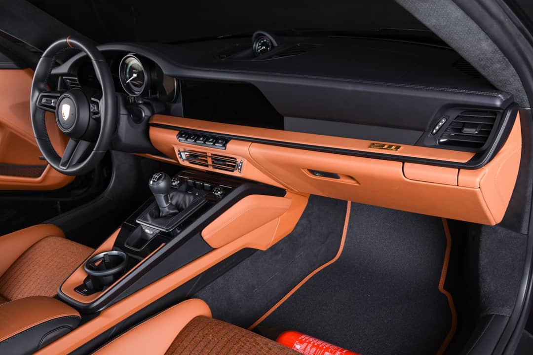 2024 Porsche 911 S/T — photo 15