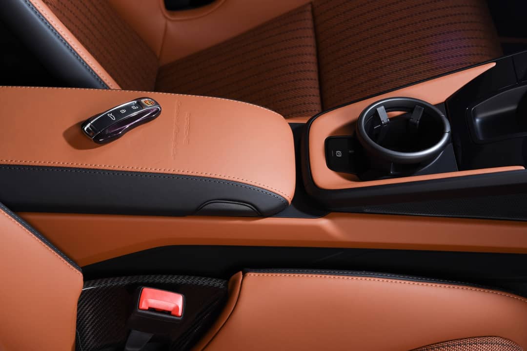 2024 Porsche 911 S/T — photo 19