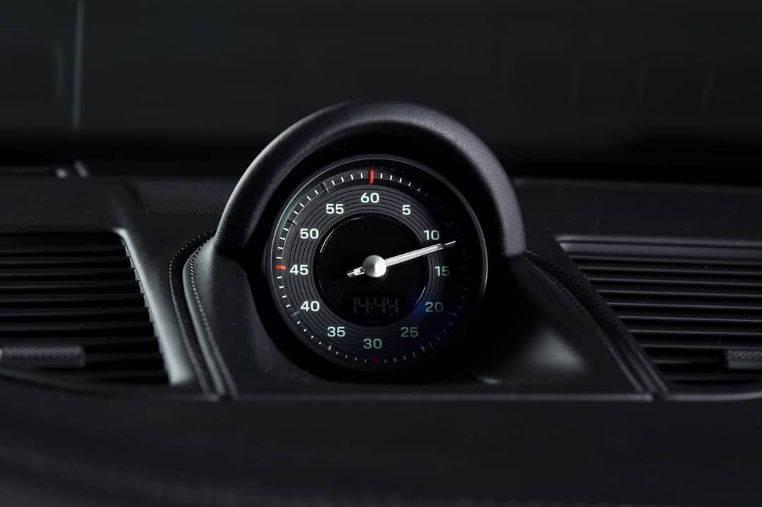 2024 Porsche 911 S/T — photo 22