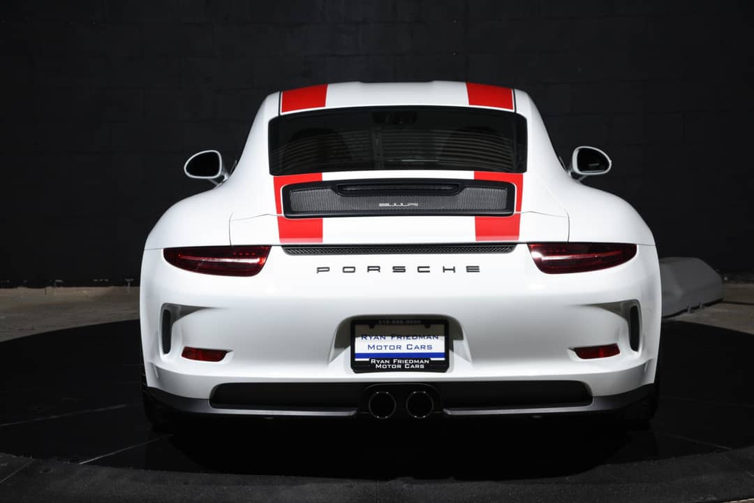 2016 Porsche 911 R — photo 12