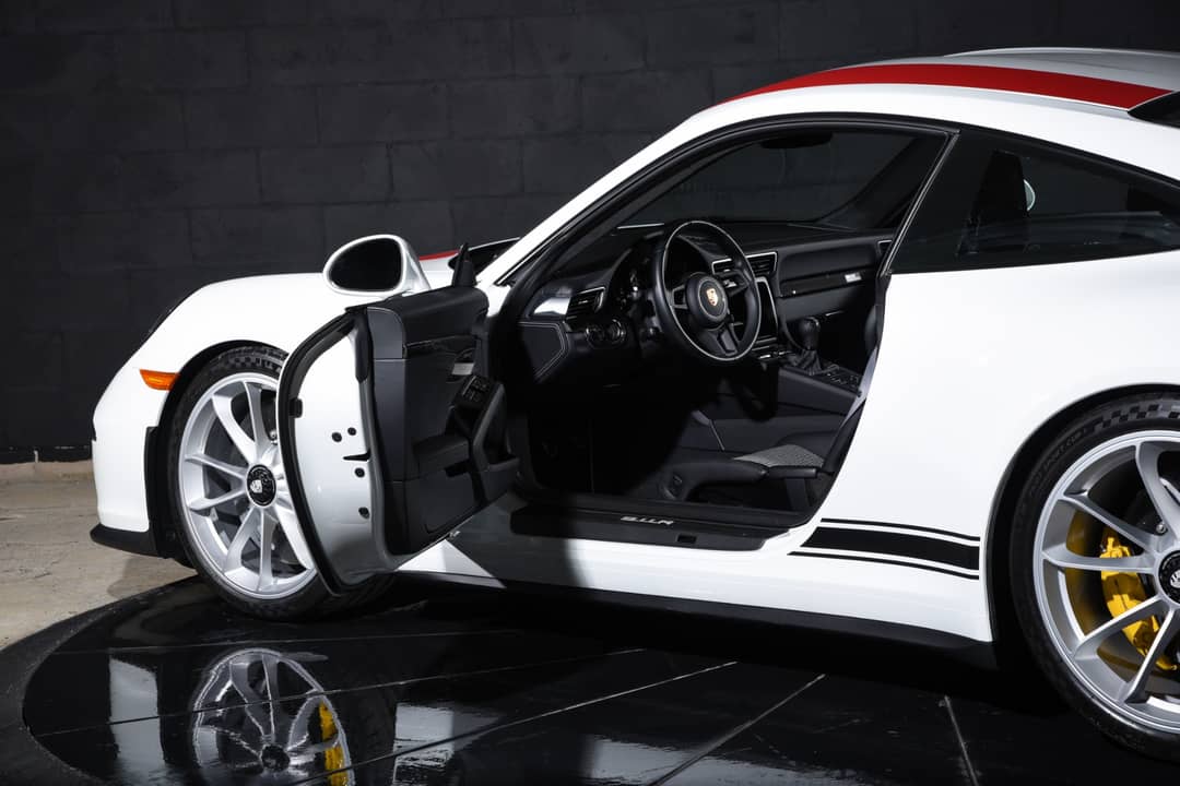 2016 Porsche 911 R — photo 13