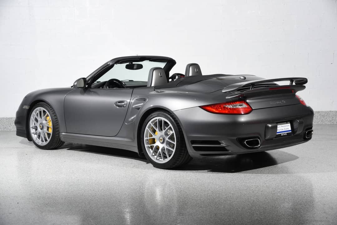 2011 Porsche 911 Turbo S — photo 15