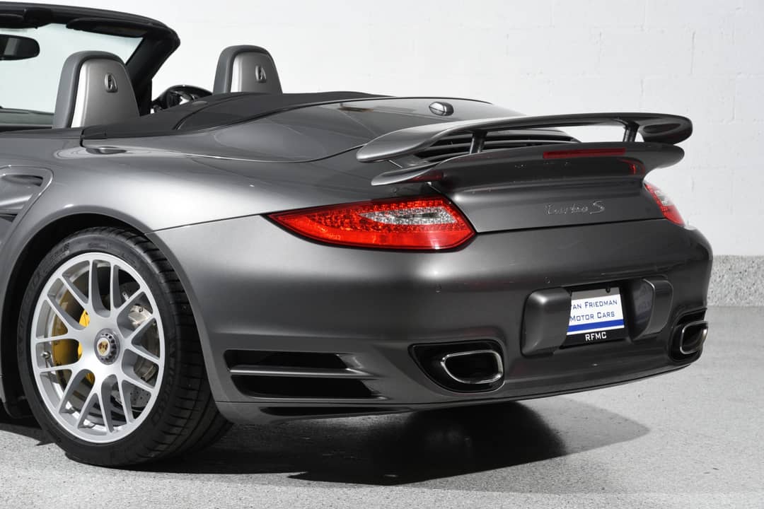 2011 Porsche 911 Turbo S — photo 16