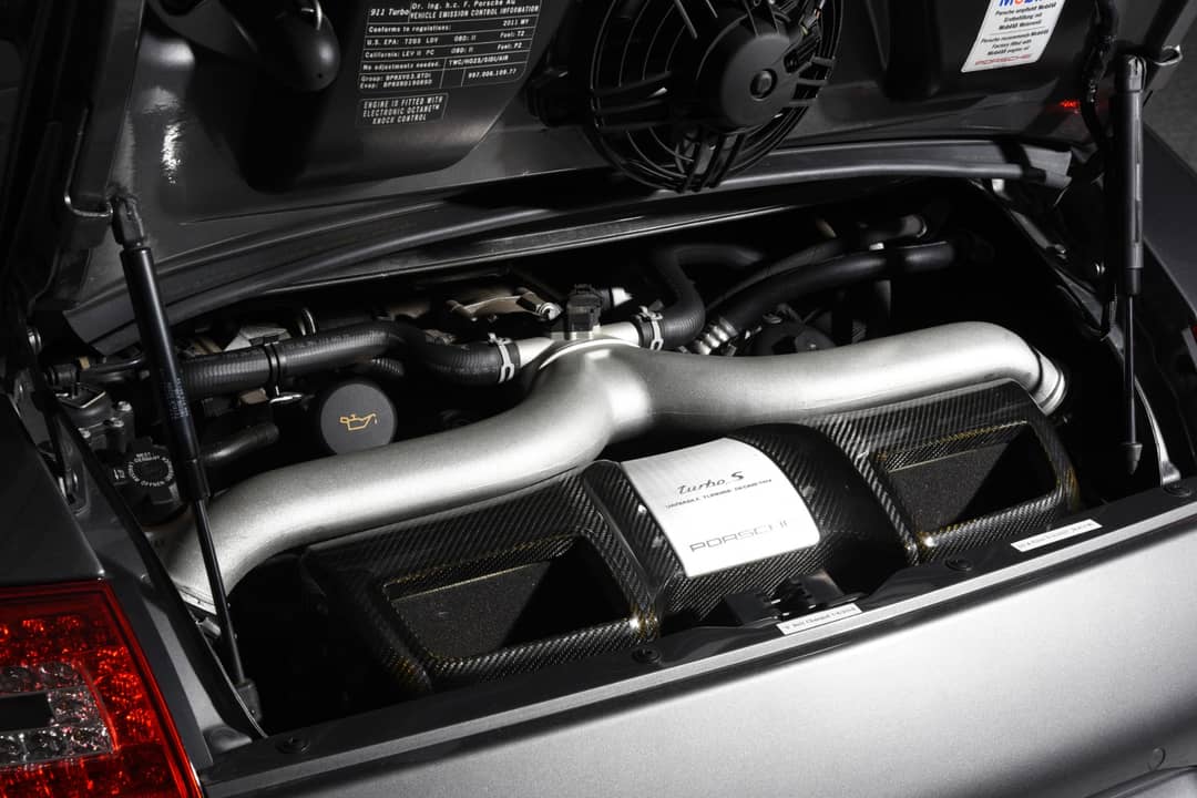 2011 Porsche 911 Turbo S — photo 18