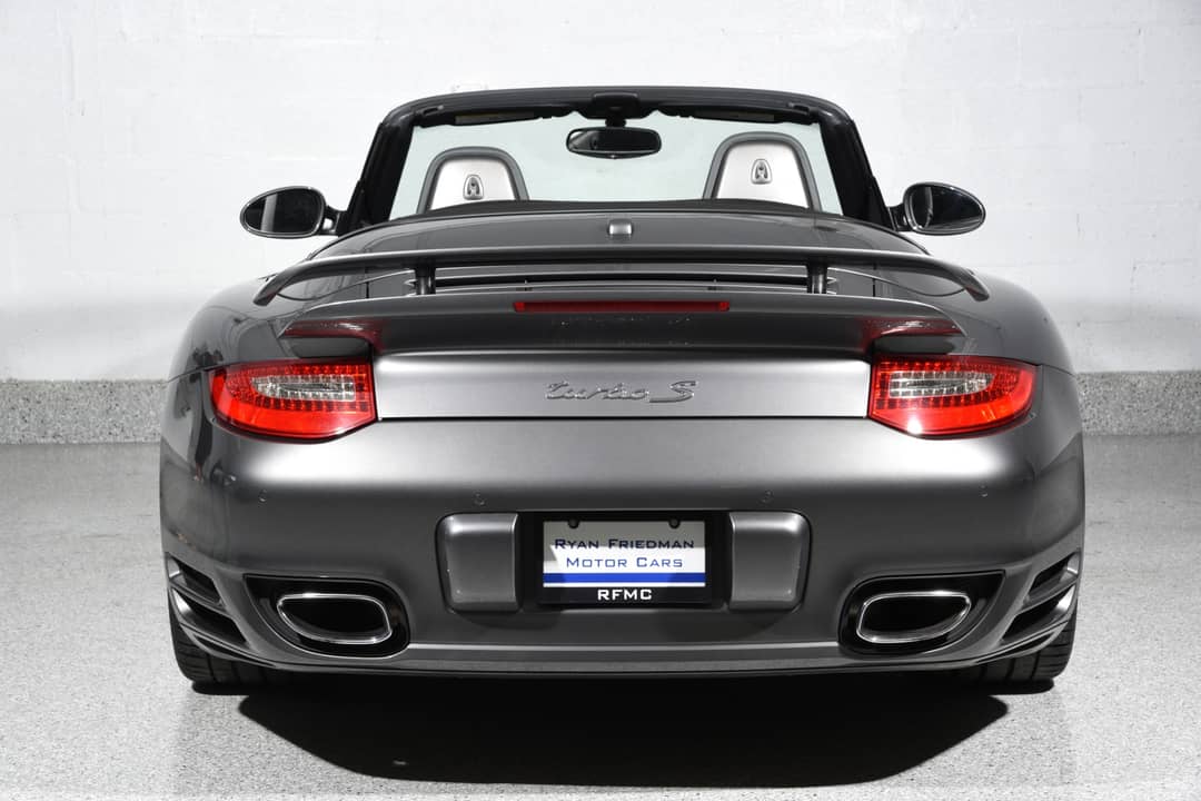 2011 Porsche 911 Turbo S — photo 20