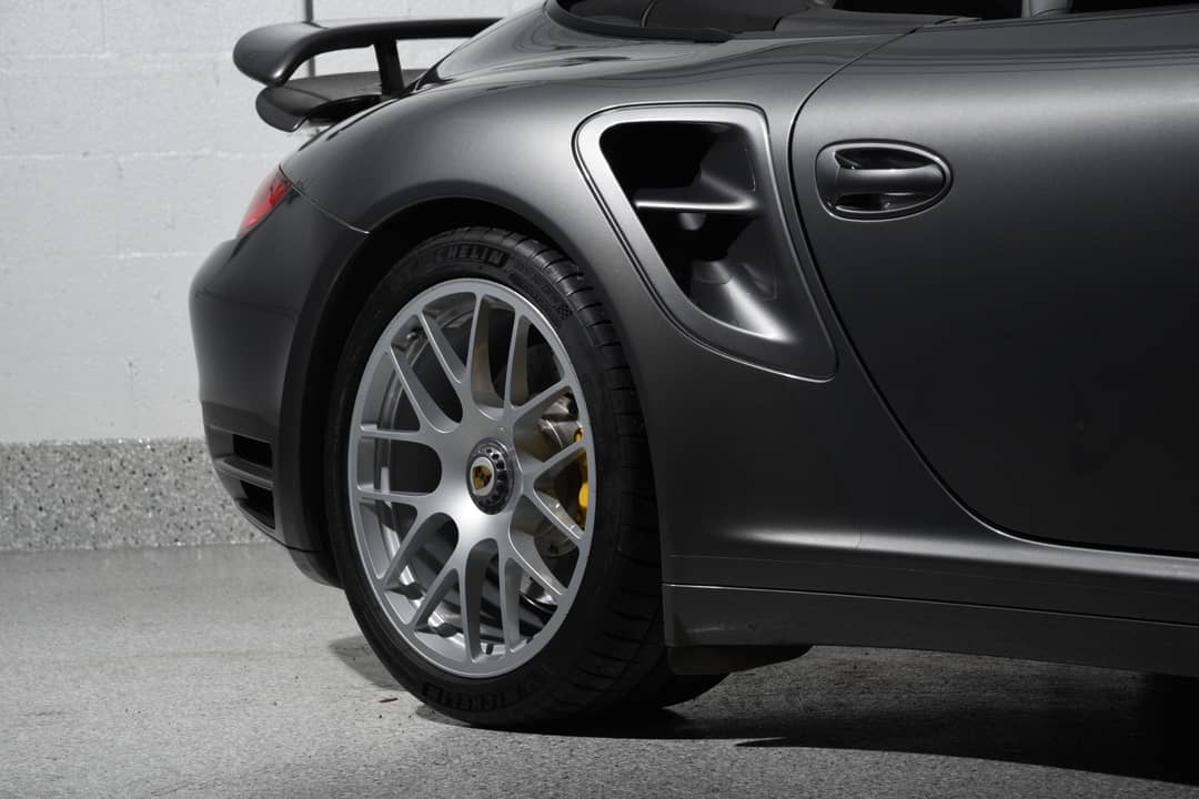 2011 Porsche 911 Turbo S — photo 26