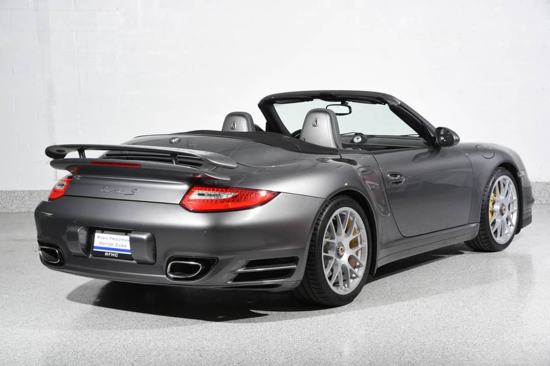 2011 Porsche 911 Turbo S — photo 4