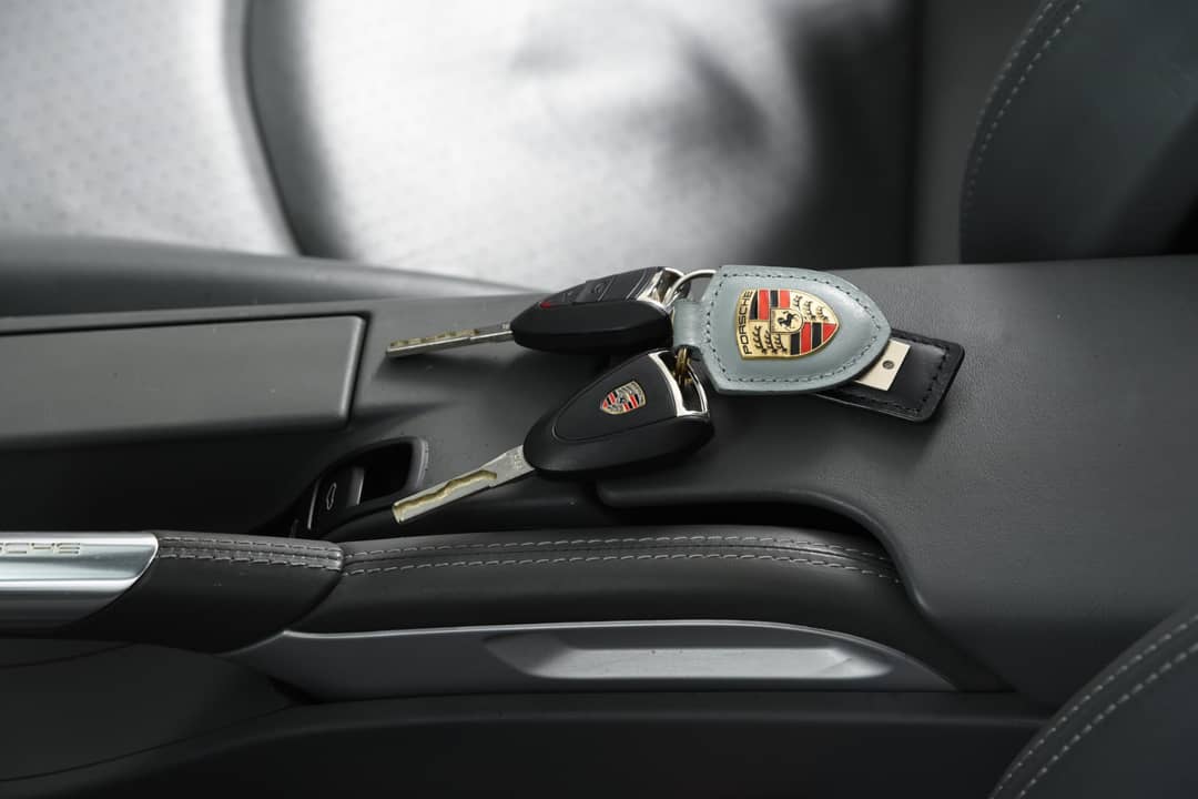 2011 Porsche 911 Turbo S — photo 9