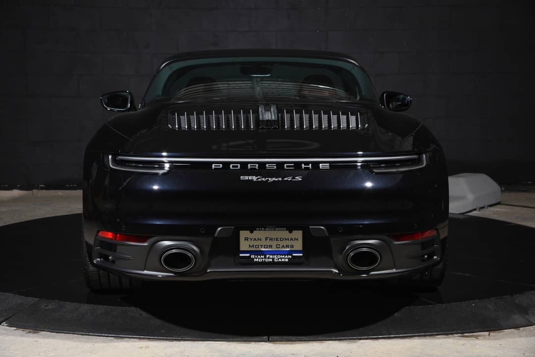 2022 Porsche 911 Targa 4S — photo 14