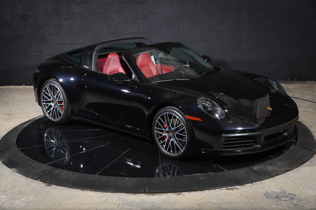 2022 Porsche 911 Targa 4S — photo 3