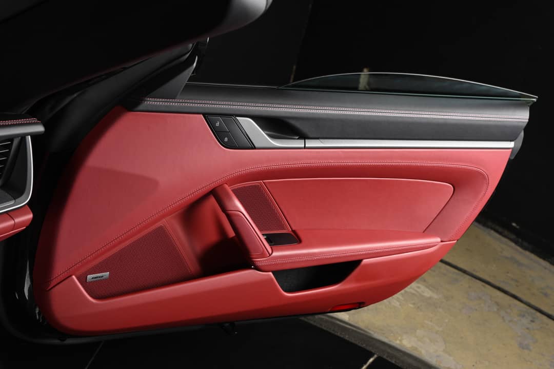 2022 Porsche 911 Targa 4S — photo 36