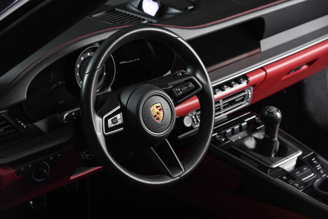 2022 Porsche 911 Targa 4S — photo 6