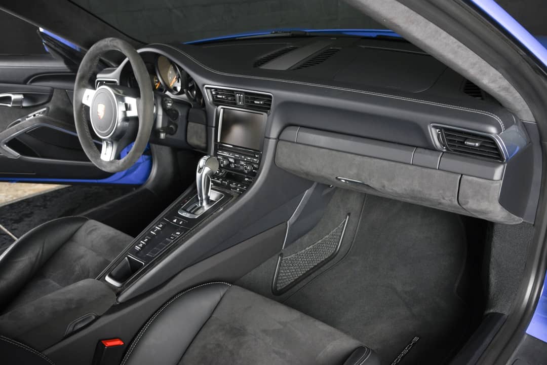 2015 Porsche 911 GT3 — photo 15
