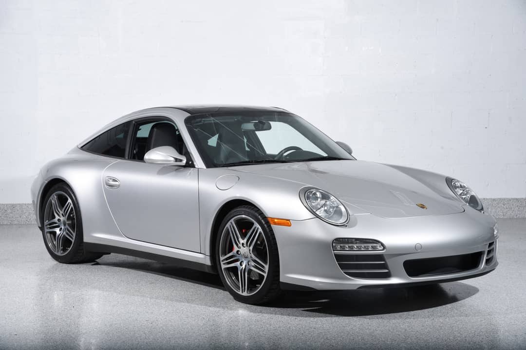 2010 Porsche 911 Targa 4S — photo 2
