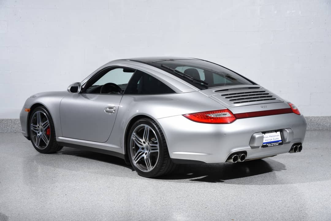 2010 Porsche 911 Targa 4S — photo 12
