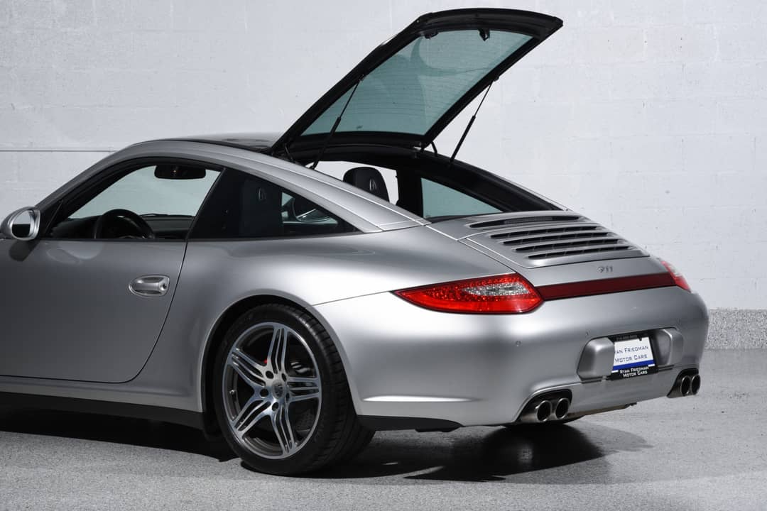 2010 Porsche 911 Targa 4S — photo 13