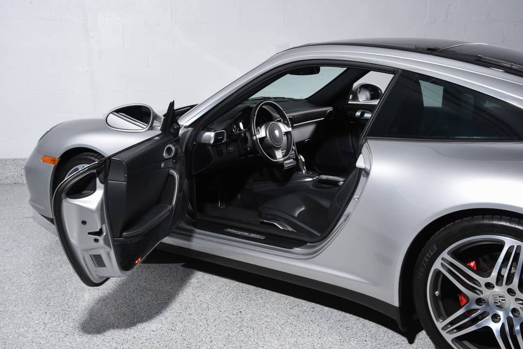 2010 Porsche 911 Targa 4S — photo 34