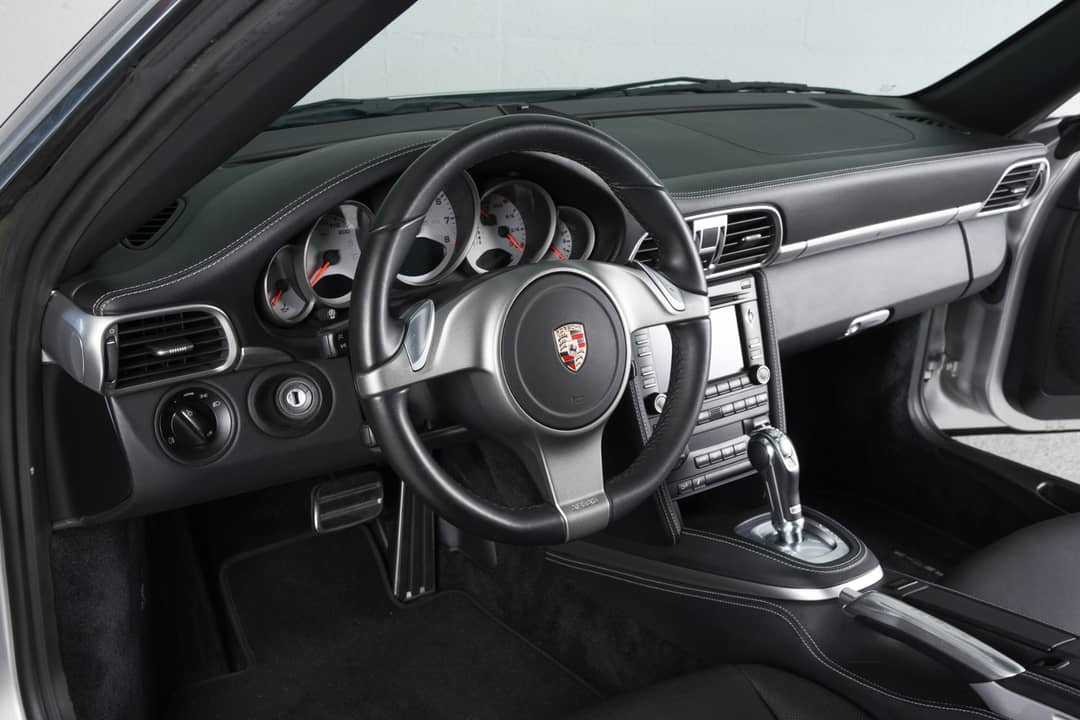 2010 Porsche 911 Targa 4S — photo 37