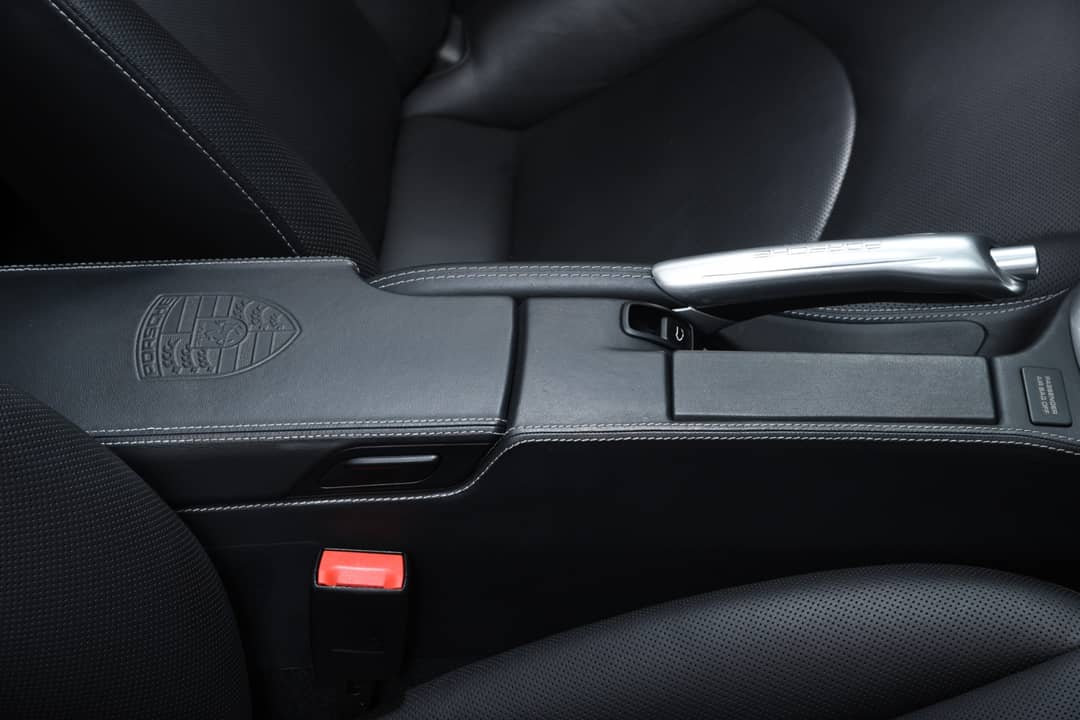 2010 Porsche 911 Targa 4S — photo 48